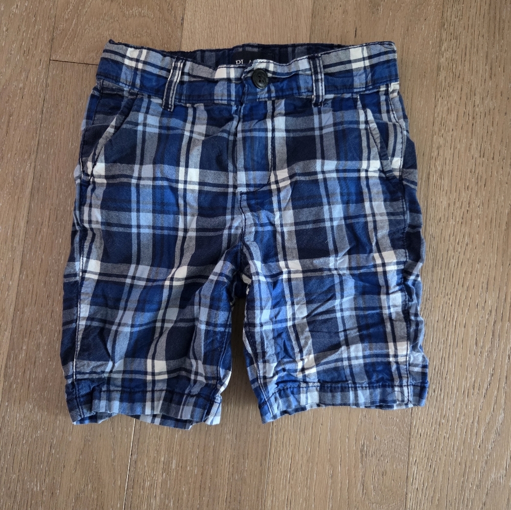THE CHILDREN'S PLACE | Blue and White Cargo Shorts with Classic Plaid Design